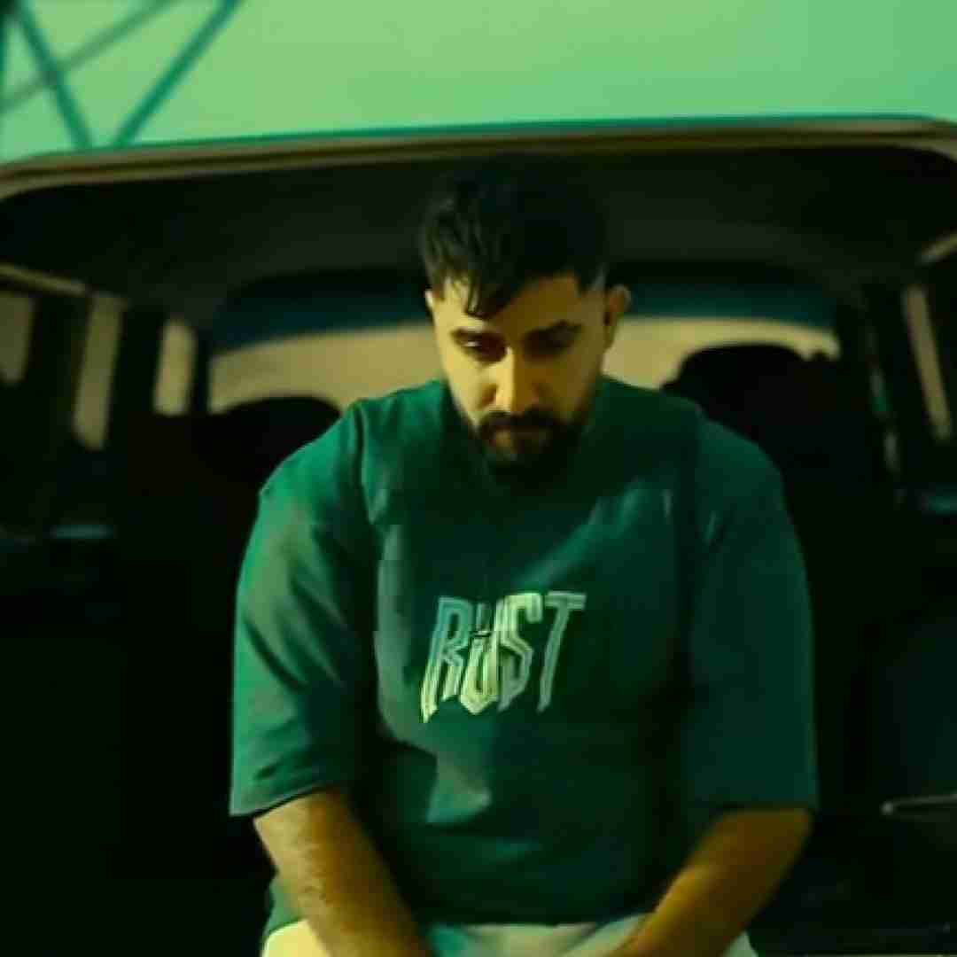 آهنگ جدید محمد امیری نذارم نرم نامردم به ناموس برنمیگردم